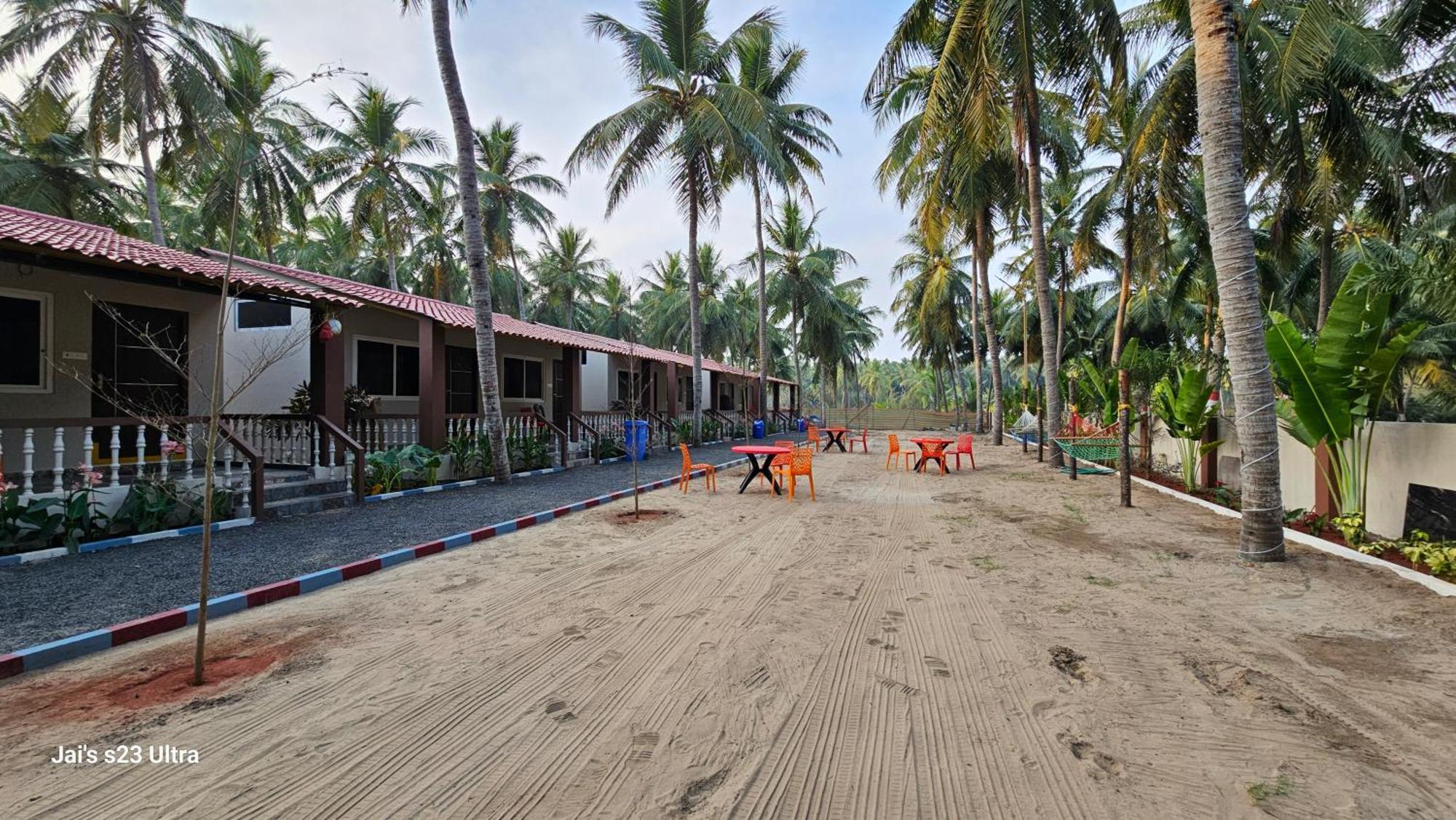 Coastline Beach Resort Perupalem Luaran gambar